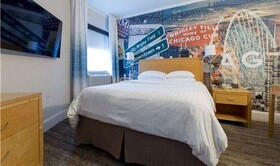 Hotel Versey Chicago Lincoln Park
