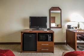 Holiday Inn Chicago – Midway Airport S