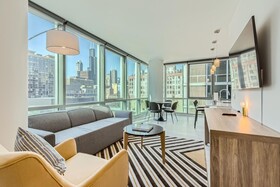 Sentral Michigan Avenue