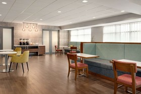 Hampton Inn St. Louis-Columbia