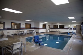 Country Inn & Suites by Radisson, Crystal Lake, IL