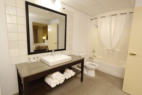 Country Inn & Suites by Radisson, Crystal Lake, IL