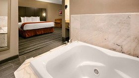 Best Western Riverside Inn