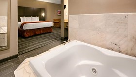 Best Western Riverside Inn