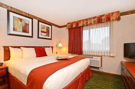 Best Western Riverside Inn