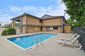 Best Western Riverside Inn