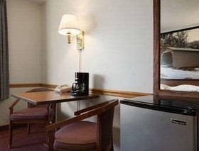 Super 8 by Wyndham Danville