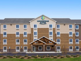 WoodSpring Suites Chicago Darien