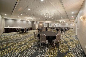 Holiday Inn Hotel & Suites Decatur-Forsyth