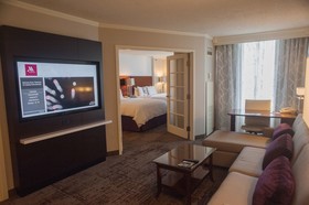 Chicago Marriott Suites Deerfield