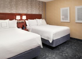 Courtyard by Marriott Chicago Deerfield