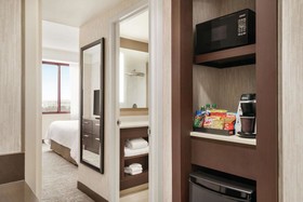 Embassy Suites by Hilton Chicago North Shore Deerfield