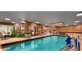 Embassy Suites by Hilton Chicago North Shore Deerfield