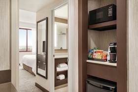 Embassy Suites by Hilton Chicago North Shore Deerfield