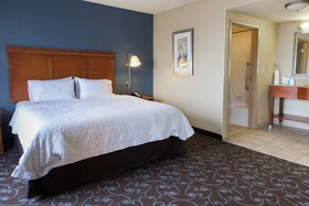 Hampton Inn & Suites Chicago Deer Park