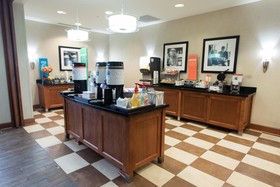 Hampton Inn & Suites Chicago Deer Park