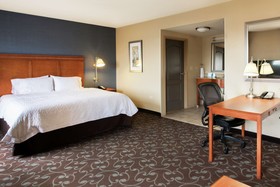 Hampton Inn & Suites Chicago Deer Park