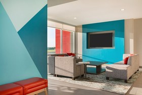 avid hotel Chicago O’Hare – Des Plaines
