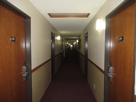 Super 8 by Wyndham Dixon