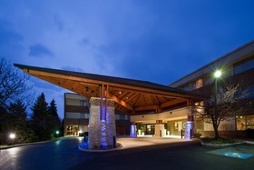 Holiday Inn Express Chicago Downers Grove