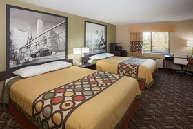 Super 8 by Wyndham Dwight