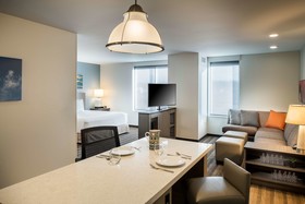 Hyatt House East Moline / Quad Cities