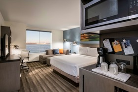 Hyatt House East Moline / Quad Cities