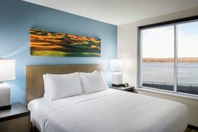 Hyatt House East Moline / Quad Cities