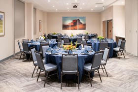 Hyatt House East Moline / Quad Cities