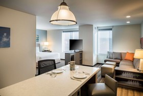 Hyatt House East Moline / Quad Cities