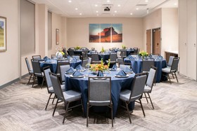 Hyatt Place East Moline / Quad Cities