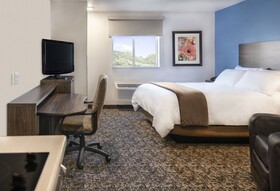 My Place Hotel - East Moline/Quad Cities, IL
