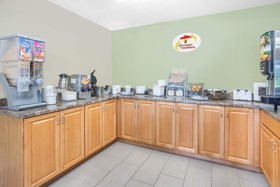 Super 8 by Wyndham East Moline