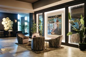 The Axis Hotel Moline, Tapestry Collection by Hilton