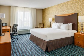 Fairfield Inn & Suites Peoria East