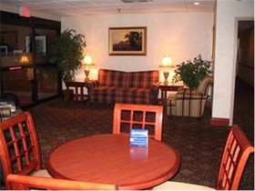 Hampton Inn Peoria-East At The River Boat Crossing