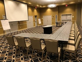 Holiday Inn Hotel & Suites East Peoria