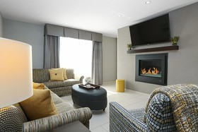 Holiday Inn Hotel & Suites East Peoria