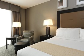 Holiday Inn Hotel & Suites East Peoria