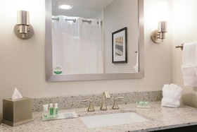 Holiday Inn Hotel & Suites East Peoria