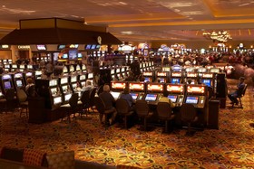 DraftKings at Casino Queen Hotel