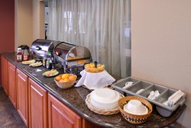 Country Hearth Inn & Suites - Edwardsville / St. Louis