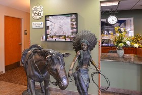 Country Hearth Inn & Suites - Edwardsville / St. Louis