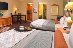 Country Hearth Inn & Suites - Edwardsville / St. Louis