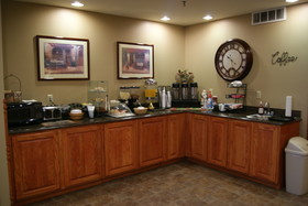 Country Hearth Inn & Suites - Edwardsville / St. Louis