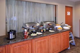 Country Hearth Inn & Suites - Edwardsville / St. Louis