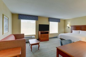 Hampton Inn & Suites St. Louis-Edwardsville