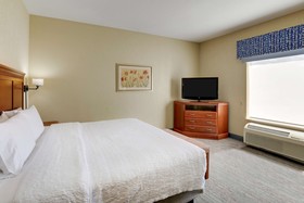 Hampton Inn & Suites St. Louis-Edwardsville