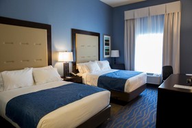 Holiday Inn Express & Suites Edwardsville
