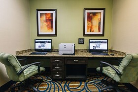 Hampton Inn & Suites Effingham